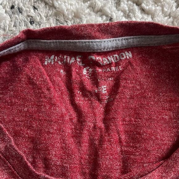 Mens Red Short Sleeve tshirt size Large - Picture 2 of 4